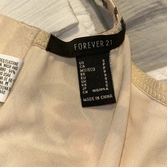 Floral Bustier Crop Top - Picture 5 of 5